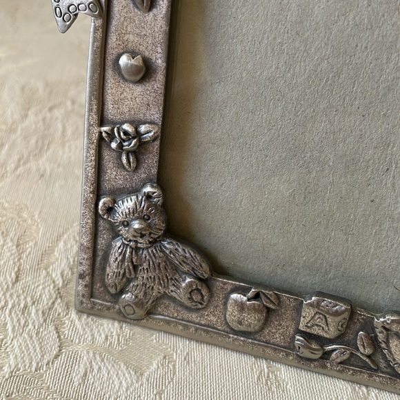 Baby child play Teddy bears 5”x3.5” pewter picture frame - Picture 3 of 7